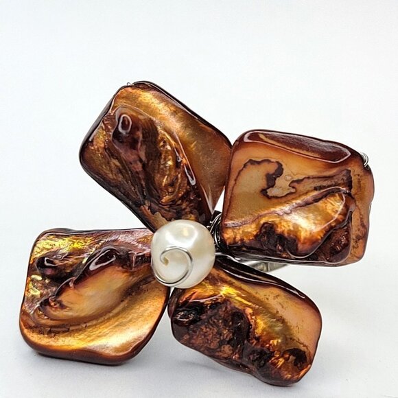 Dark Brown Sea Shell Freshwater Pearl Bead Asymmetric Flower Adjustable Ring - Picture 4 of 16